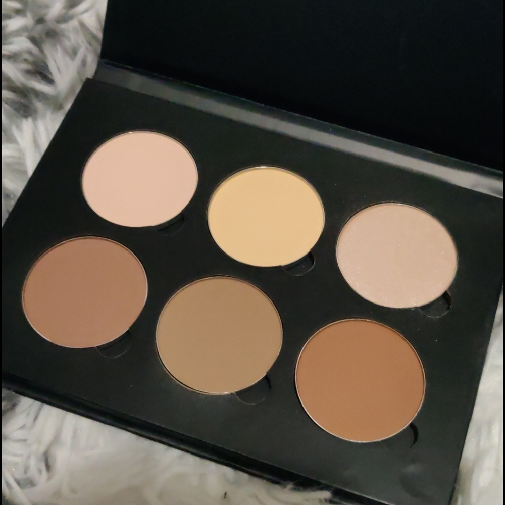 Anastasia Contour Palette - Light to Medium